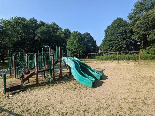 45 New Lexington Road 45, North Kingstown, RI 02852