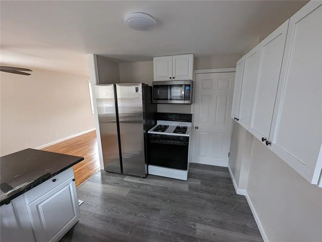 45 New Lexington Road 45, North Kingstown, RI 02852