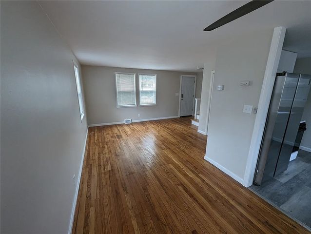 45 New Lexington Road 45, North Kingstown, RI 02852