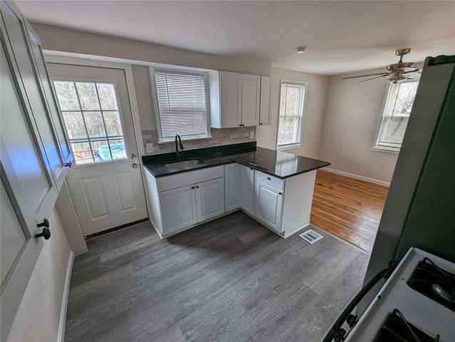 45 New Lexington Road 45, North Kingstown, RI 02852