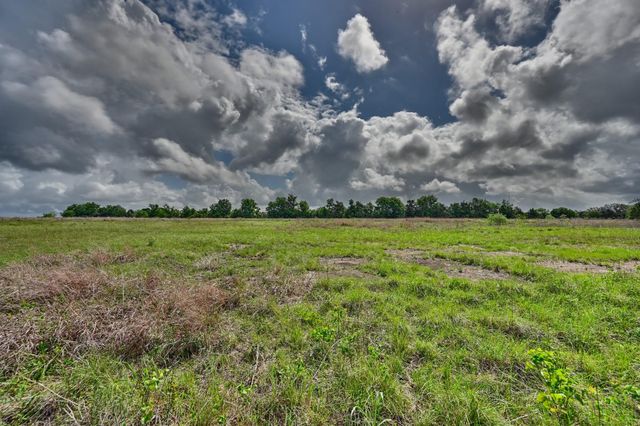 0000 Mcelroy Lane, New Ulm, TX 78950