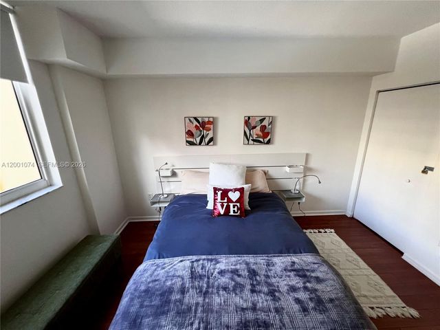 2775 NE 187th St 319, Aventura, FL 33180