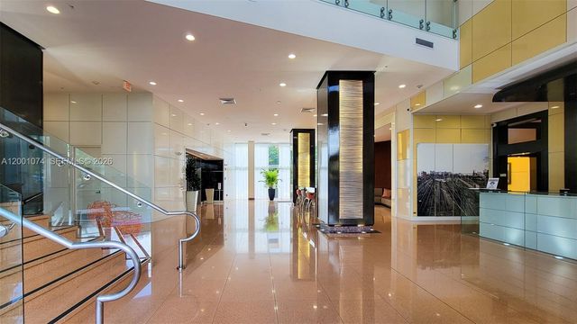 2775 NE 187th St 319, Aventura, FL 33180