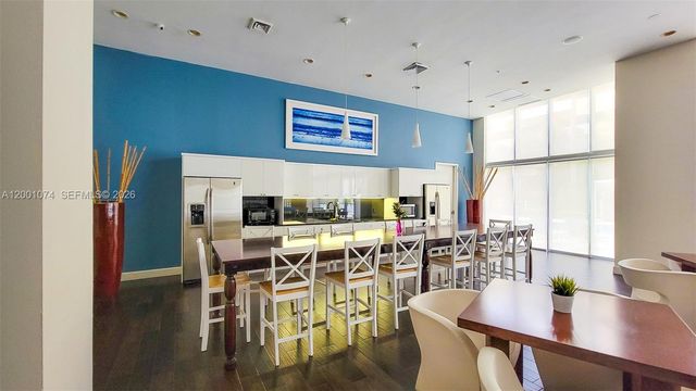 2775 NE 187th St 319, Aventura, FL 33180