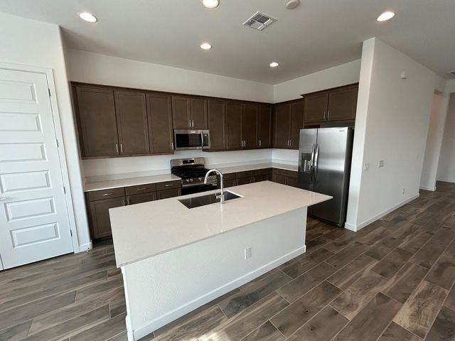 25509 N 149th Avenue, Surprise, AZ 85387