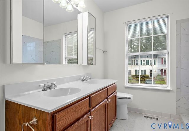 11678 Timberly Ct, Henrico, VA 23238