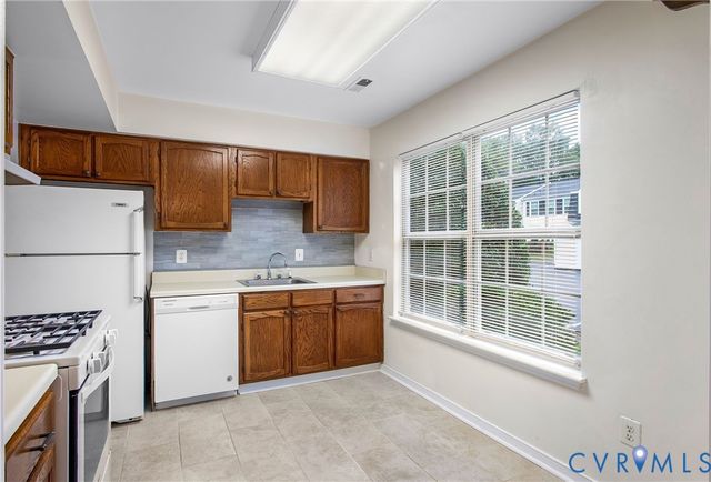 11678 Timberly Ct, Henrico, VA 23238