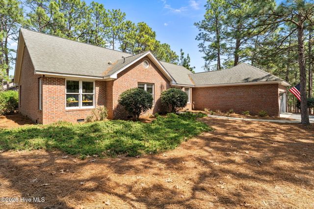 92 Sakonnet Trail, Pinehurst, NC 28374