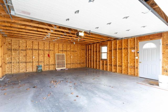 2007 N DIVISION STREET, Appleton, WI 54911