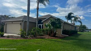 1995 Snapdragon Drive NW, Palm Bay, FL 32907
