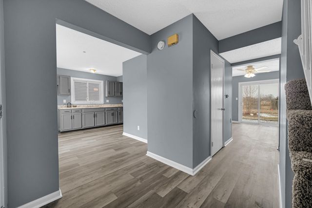 1116 W 59th Place, Merrillville, IN 46410