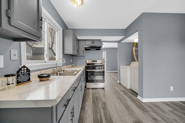 1116 W 59th Place, Merrillville, IN 46410