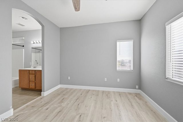 6312 Desert Leaf Street 201, North Las Vegas, NV 89081