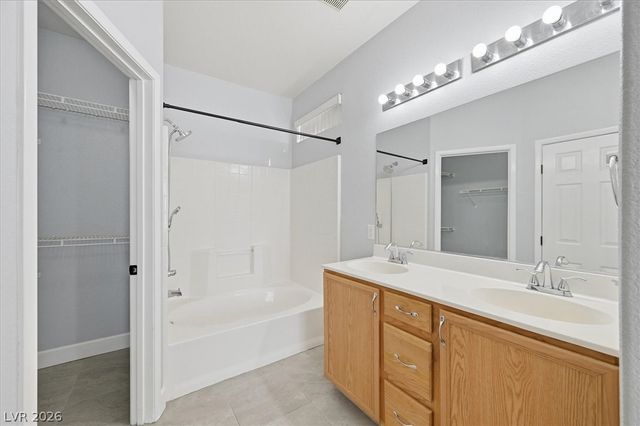 6312 Desert Leaf Street 201, North Las Vegas, NV 89081