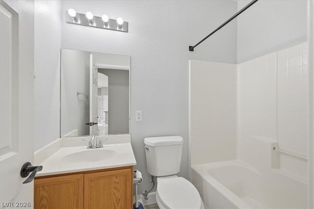 6312 Desert Leaf Street 201, North Las Vegas, NV 89081