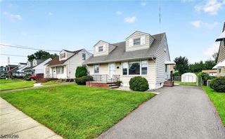 68 Oak St, Carteret Boro, NJ 07008
