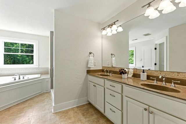 8174 Windy Hollow Road, Johnstown, OH 43031