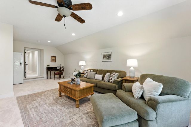 8174 Windy Hollow Road, Johnstown, OH 43031