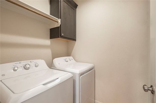 2160 Mountain Wind Loop, Bryan, TX 77807