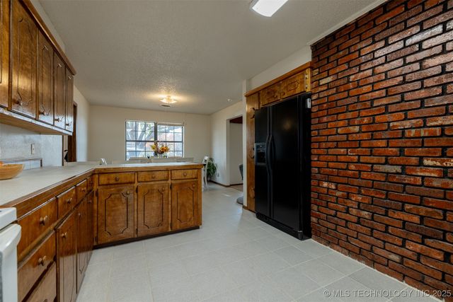 171 3rd Street, Jennings, OK 74038