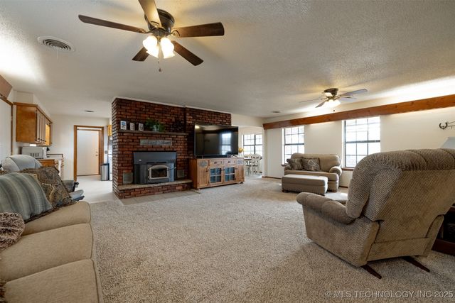 171 3rd Street, Jennings, OK 74038