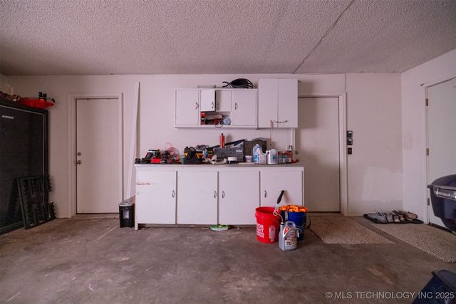 171 3rd Street, Jennings, OK 74038