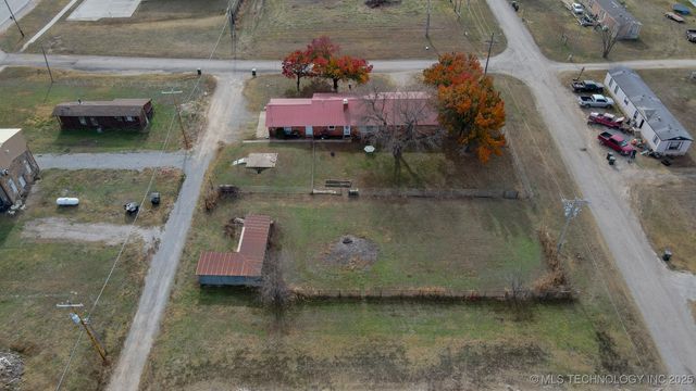 171 3rd Street, Jennings, OK 74038