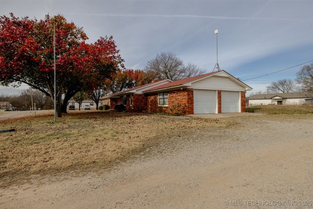 171 3rd Street, Jennings, OK 74038