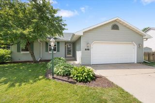 898 Foxglove Drive, Sun Prairie, WI 53590