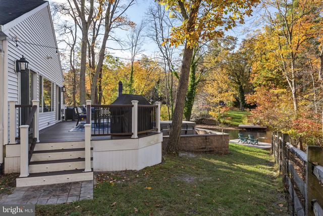 155 TUCKERTON RD, Medford Lakes, NJ 08055