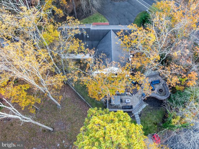 155 TUCKERTON RD, Medford Lakes, NJ 08055