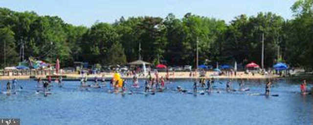 155 TUCKERTON RD, Medford Lakes, NJ 08055