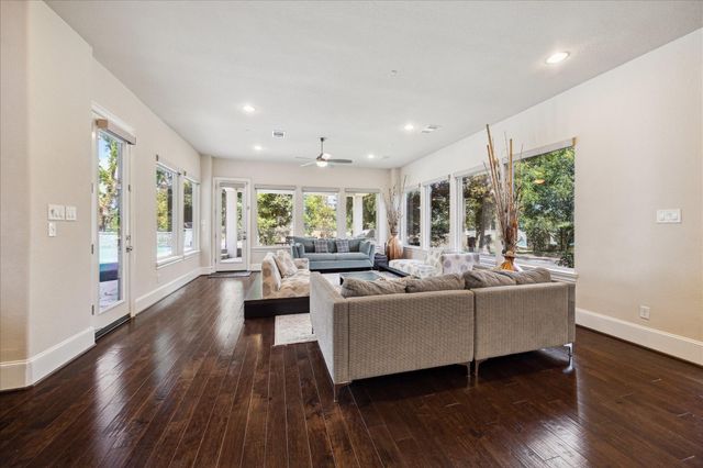 79 Amber Hollow Court, Sugar Land, TX 77479