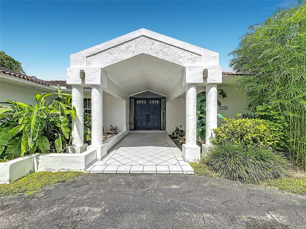7790 SW 91st Avenue, Miami, FL 33173