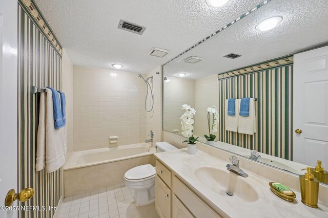 5303 ORTEGA Boulevard 103, Jacksonville, FL 32210