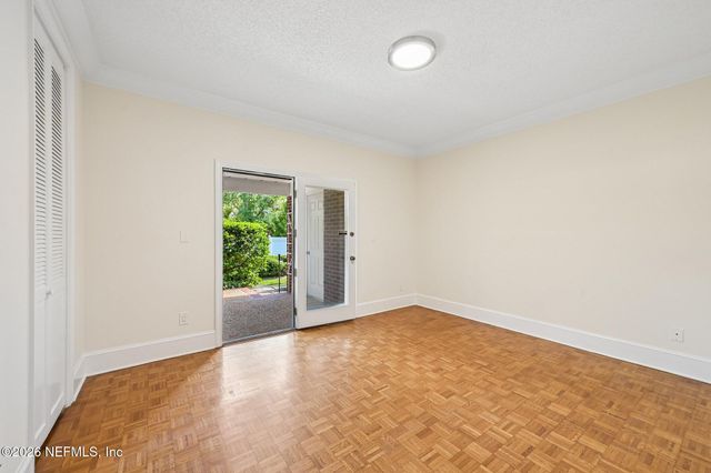 5303 ORTEGA Boulevard 103, Jacksonville, FL 32210