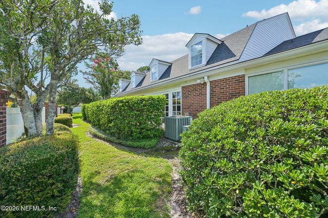 5303 ORTEGA Boulevard 103, Jacksonville, FL 32210