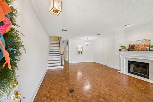 5303 ORTEGA Boulevard 103, Jacksonville, FL 32210