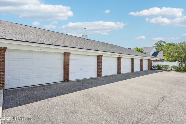 5303 ORTEGA Boulevard 103, Jacksonville, FL 32210