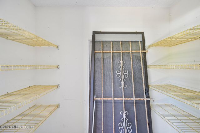 5303 ORTEGA Boulevard 103, Jacksonville, FL 32210