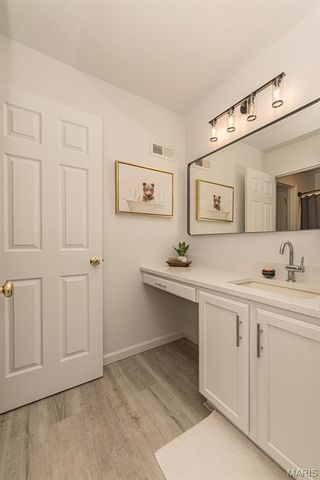 356 Carr Manor Court, Ballwin, MO 63021