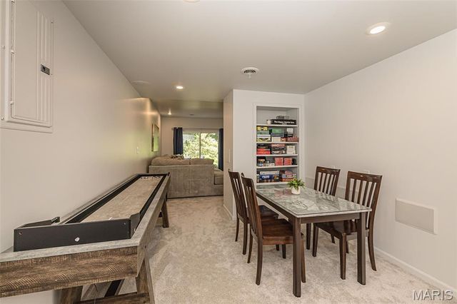 356 Carr Manor Court, Ballwin, MO 63021