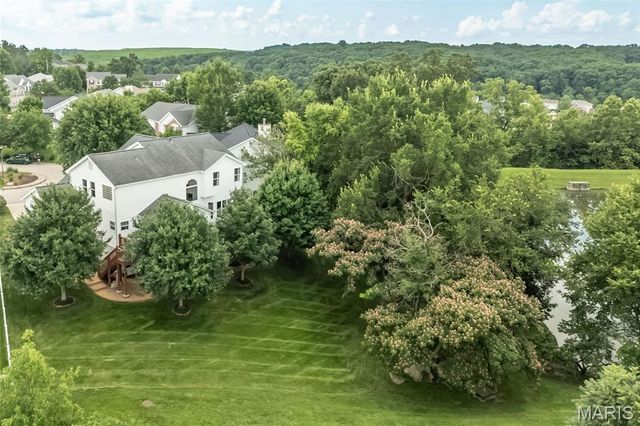 356 Carr Manor Court, Ballwin, MO 63021