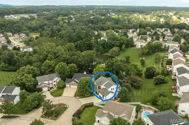 356 Carr Manor Court, Ballwin, MO 63021