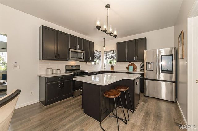 356 Carr Manor Court, Ballwin, MO 63021