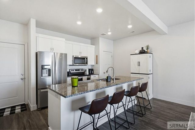 169 S Heath Lane, Idaho Falls, ID 83401