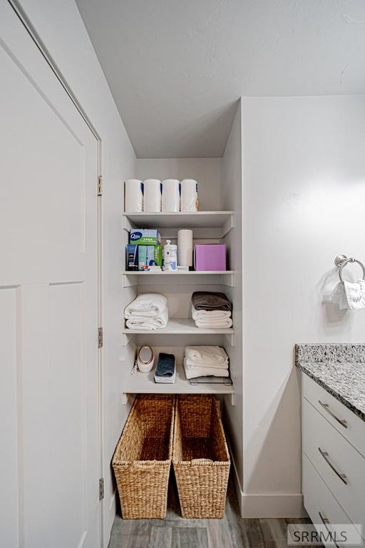 Image 21 of property listing at 169 S Heath Lane, Idaho Falls, ID 83401