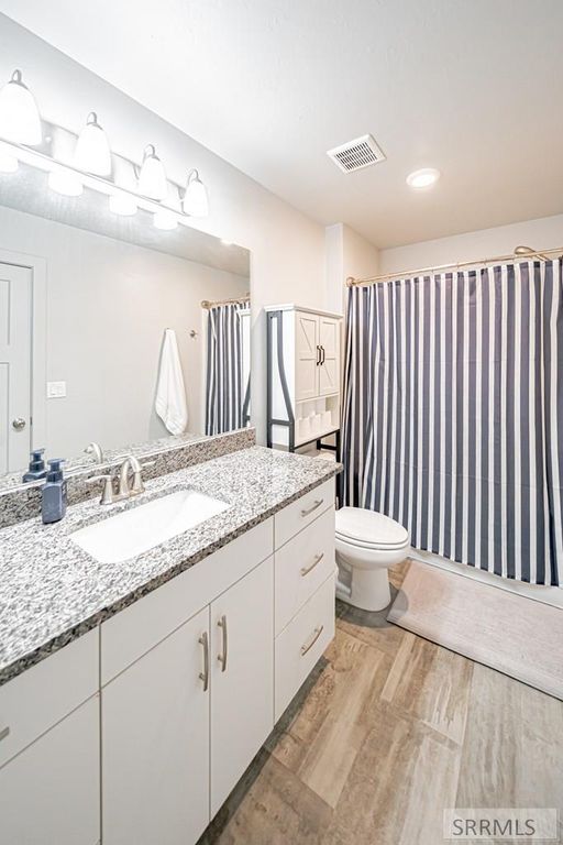 Image 23 of property listing at 169 S Heath Lane, Idaho Falls, ID 83401