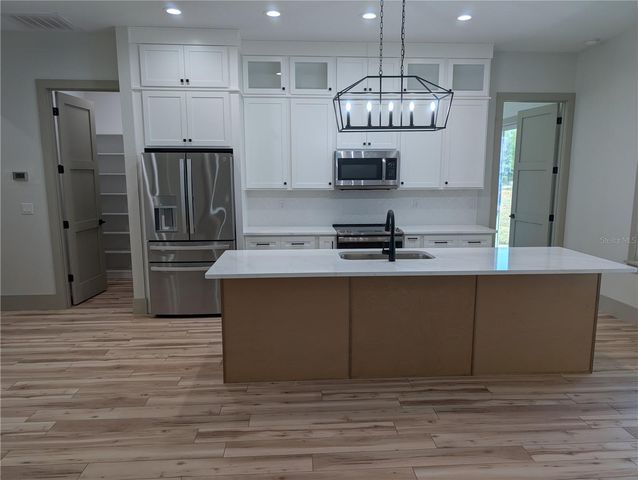 1303 NE 23RD AVENUE, Ocala, FL 34470