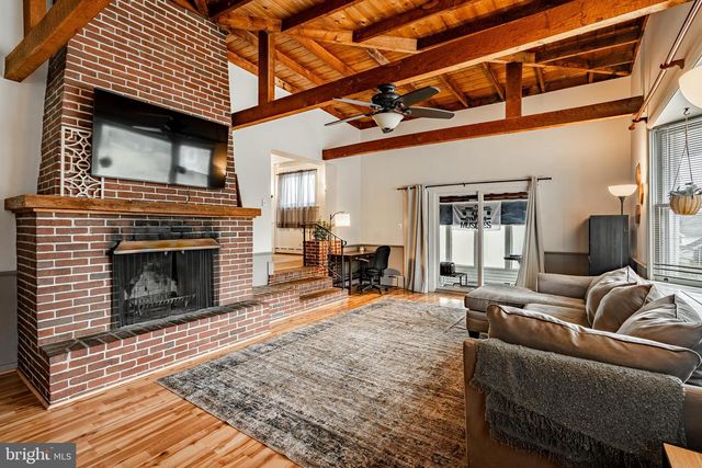 36 FAIRVIEW ST, Boyertown, PA 19512